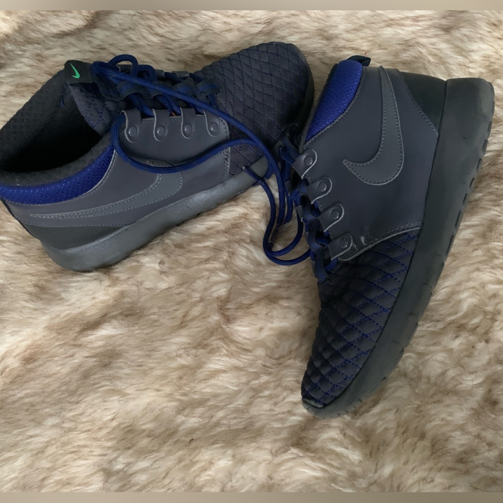 Pre-loved, but still in good condition